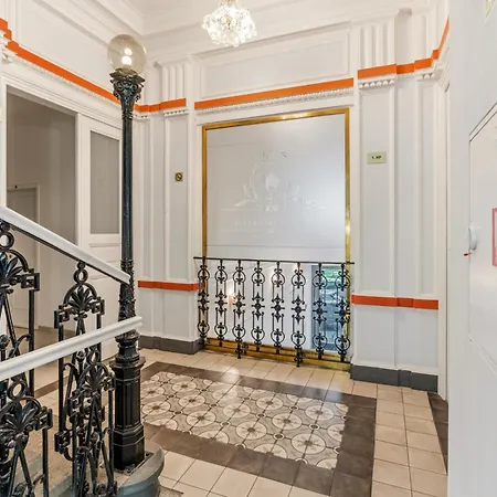 The Wenceslas Square Terrace Apartment Prague